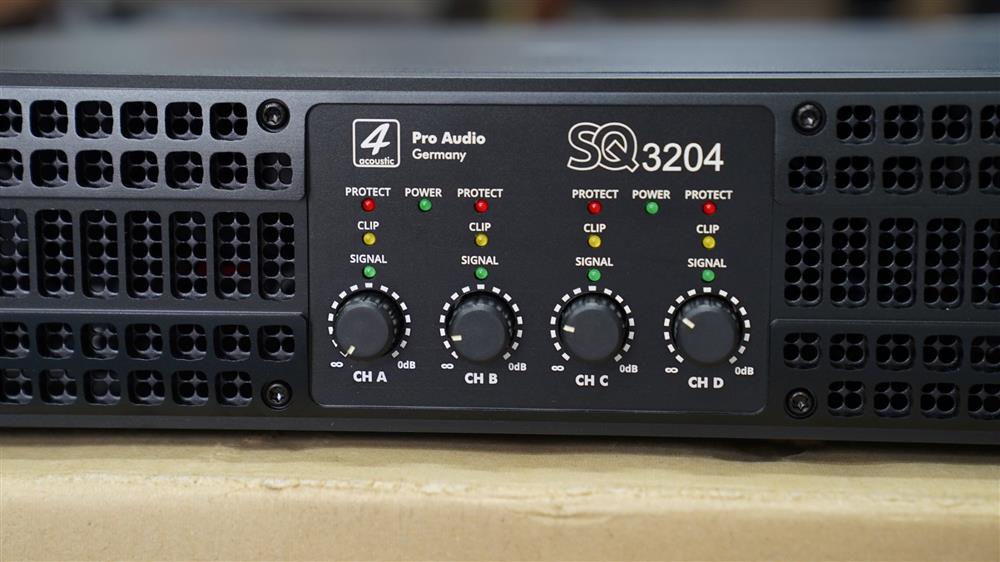 Amplifier SQ 3204